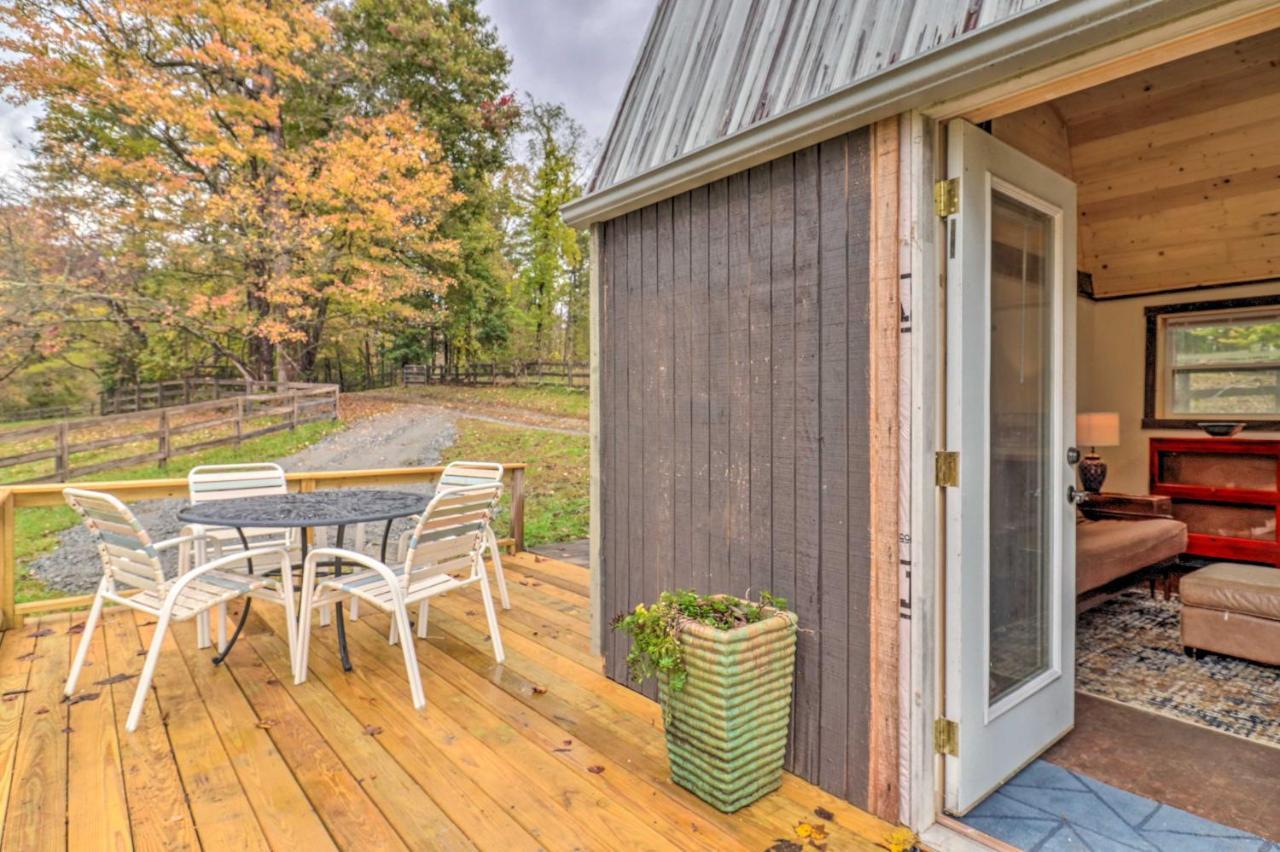 Rustic Hendersonville Farm Studio With Private Deck Exterior foto